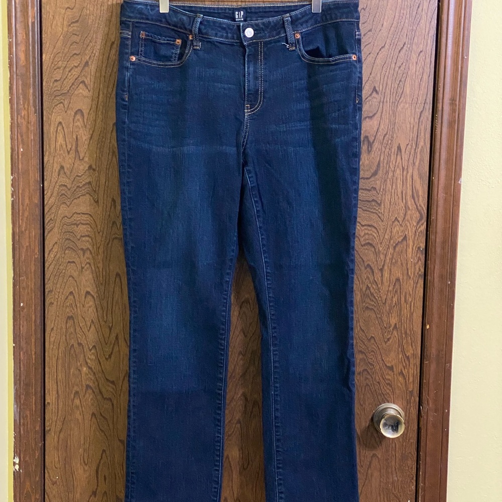 Gap Classic Straight size 16 regular inseam